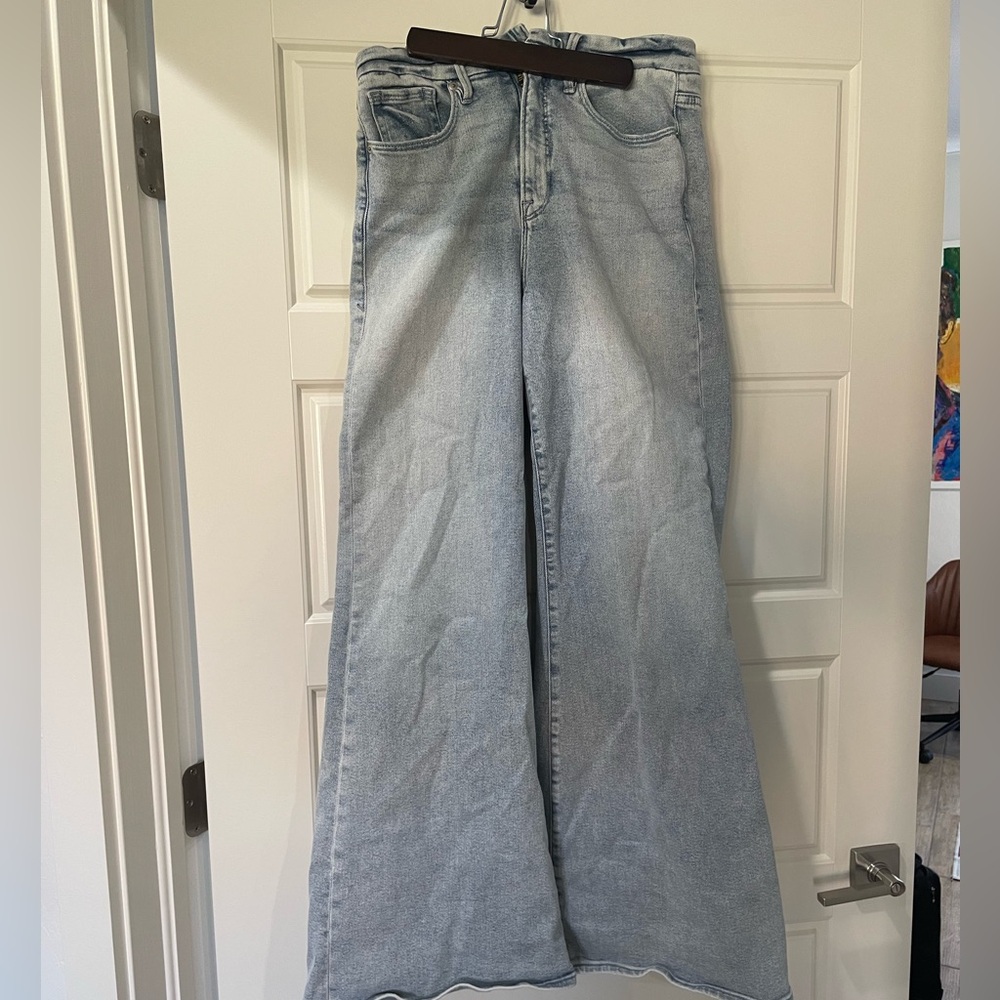 Good American Light Denim Flare Jeans